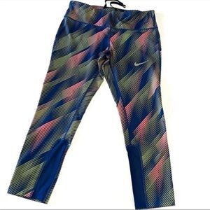 NIKE Power Epic Running Crop Leggings - small